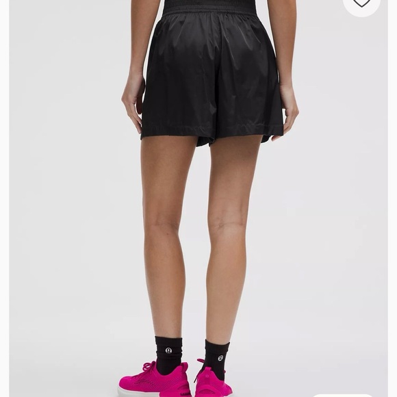 Lululemon Stretch Satin Nylon Super-High-Rise Short 5" - Picture 2 of 5